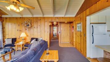 Cottage (2 Bedrooms) | Interior