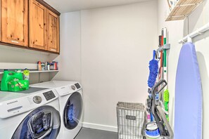 Cottage (3 Bedrooms) | Interior