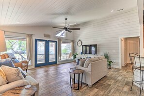 Stuga (3 Bedrooms) | Interiör