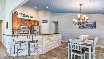 Cottage (3 Bedrooms) | Interior