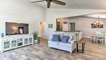 Cottage (3 Bedrooms) | Interior