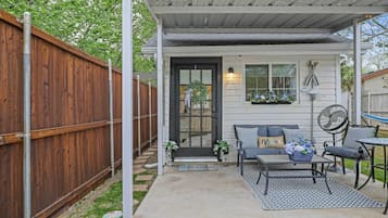 Apartment (0 Bedroom) | Interior