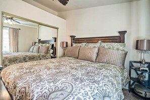 House (3 Bedrooms) | Interior - 3BR La Quinta Retreat w/ Pool & Spa! (La Quinta)
