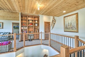 House (4 Bedrooms) | Interior - 24-0085 Fairplay Home w/ Hot Tub & Mountain Views! (Fairplay)