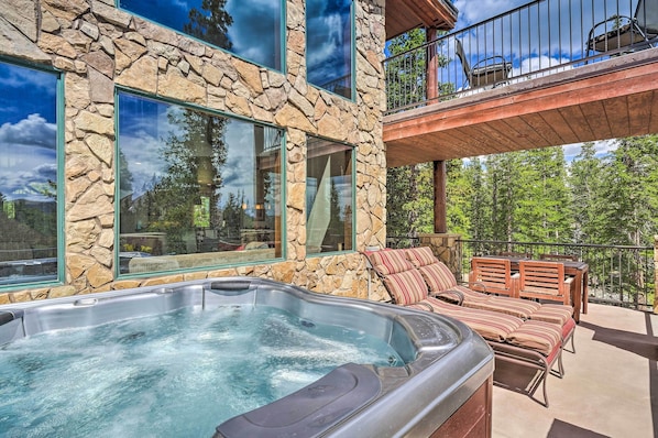 House (4 Bedrooms) | Interior - 24-0085 Fairplay Home w/ Hot Tub & Mountain Views! (Fairplay)