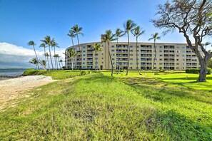 Apartment (2 Bedrooms) | Interior - Ocean-view Kihei Condo w/ Lanai: Steps to Beach! (Kihei)