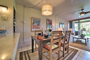 Apartment (2 Bedrooms) | Interior - Ocean-view Kihei Condo w/ Lanai: Steps to Beach! (Kihei)