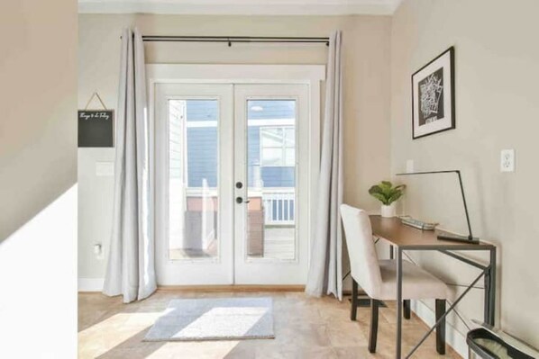 Interior - Alumni, Parents, Sports - Spacious 3/2.5 Near UGA (Athens)