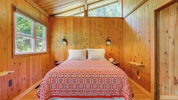 House (1 Bedroom) | Interior