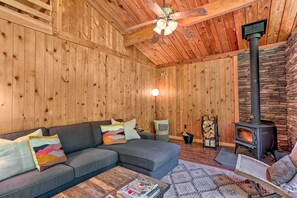 House (1 Bedroom) | Interior