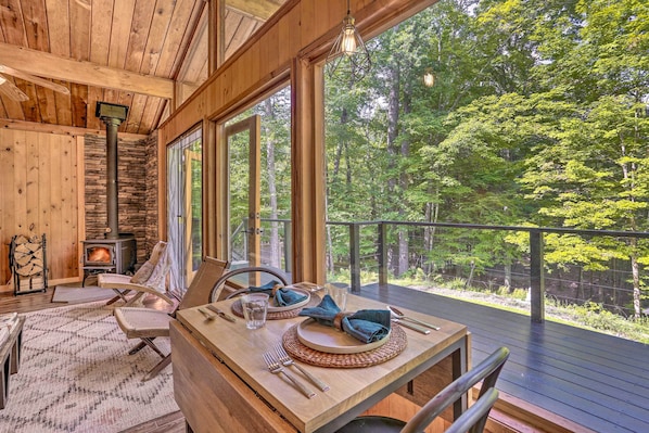 House (1 Bedroom) | Interior