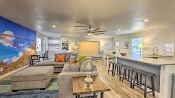 House (3 Bedrooms) | Interior