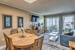 TV - Myrtle Beach Condo - Steps to Ocean & Apache Pier! (Myrtle Beach)