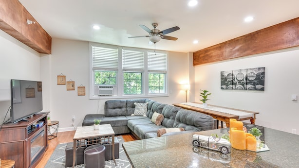 Apartment (2 Bedrooms) | Wohnbereich