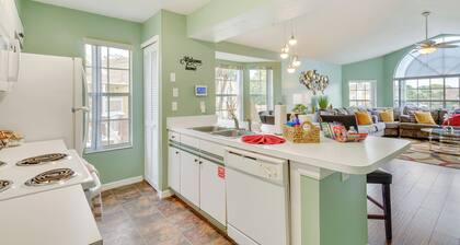 Kissimmee Condo w/ Private Porch < 7 Mi to Disney!