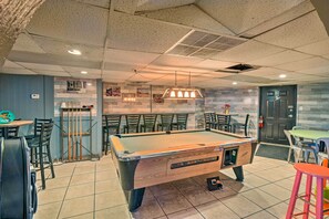 Apartment (1 Bedroom) | Interior - Oceanfront Oasis w/ Deck and Resort Beach Access! (Murrells Inlet)