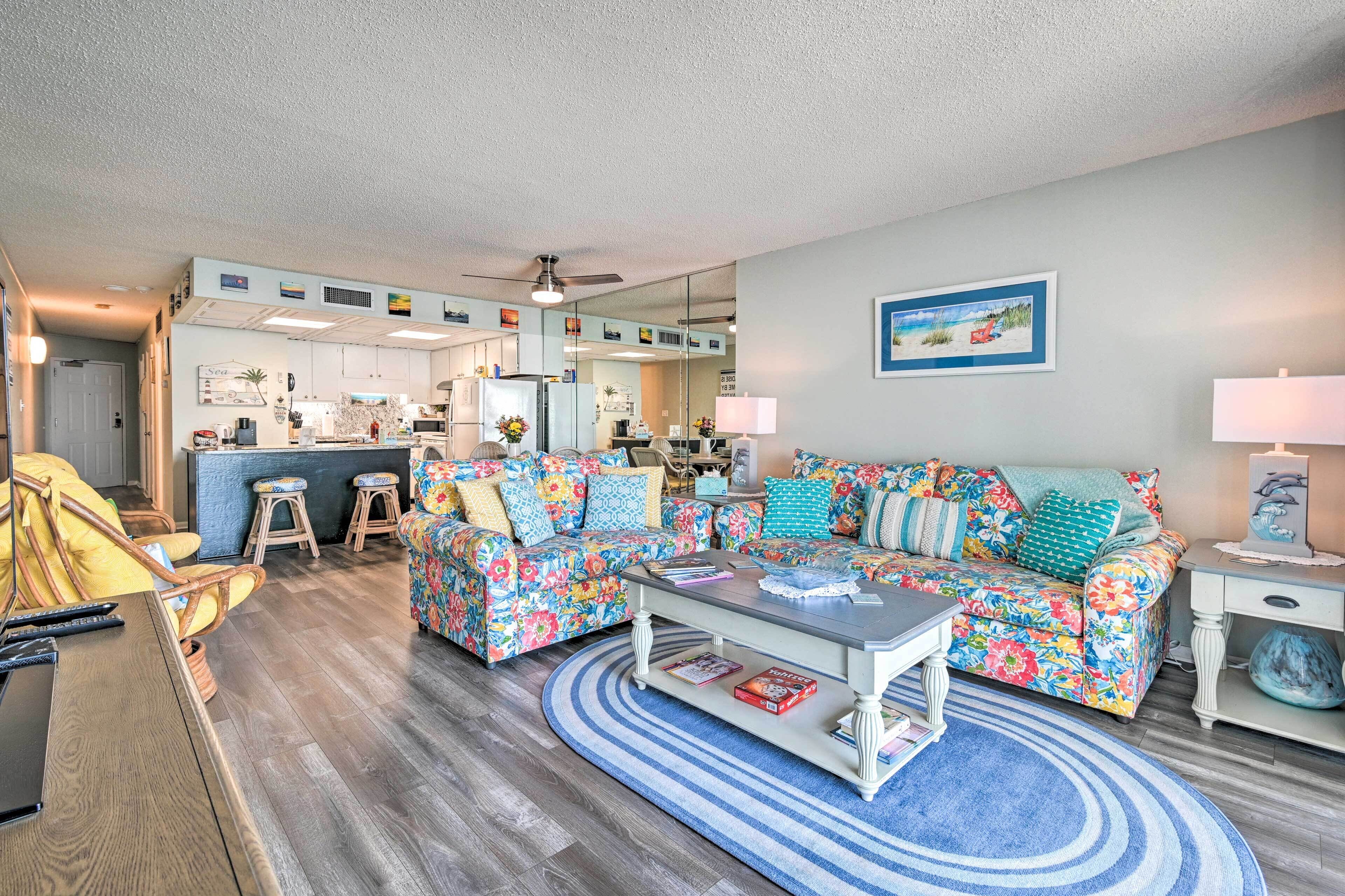 Apartment (1 Bedroom) | Living area