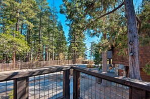 House (1 Bedroom) | Interior - Walk to Dock & Tahoe City: Modern Lakeside Cabin (Tahoe City)