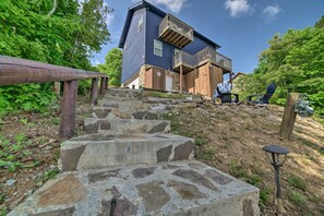 Interior - Sevierville Lake House w/ Deck & Foosball Table! (Sevierville)