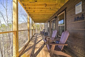 Terrace/patio - Sevierville Getaway w/ Game Room + Hot Tub! (Sevierville)