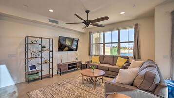 Villa (4 Bedrooms) | Interior