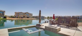 Lakefront Indio Villa: Private Pool & On-site Golf