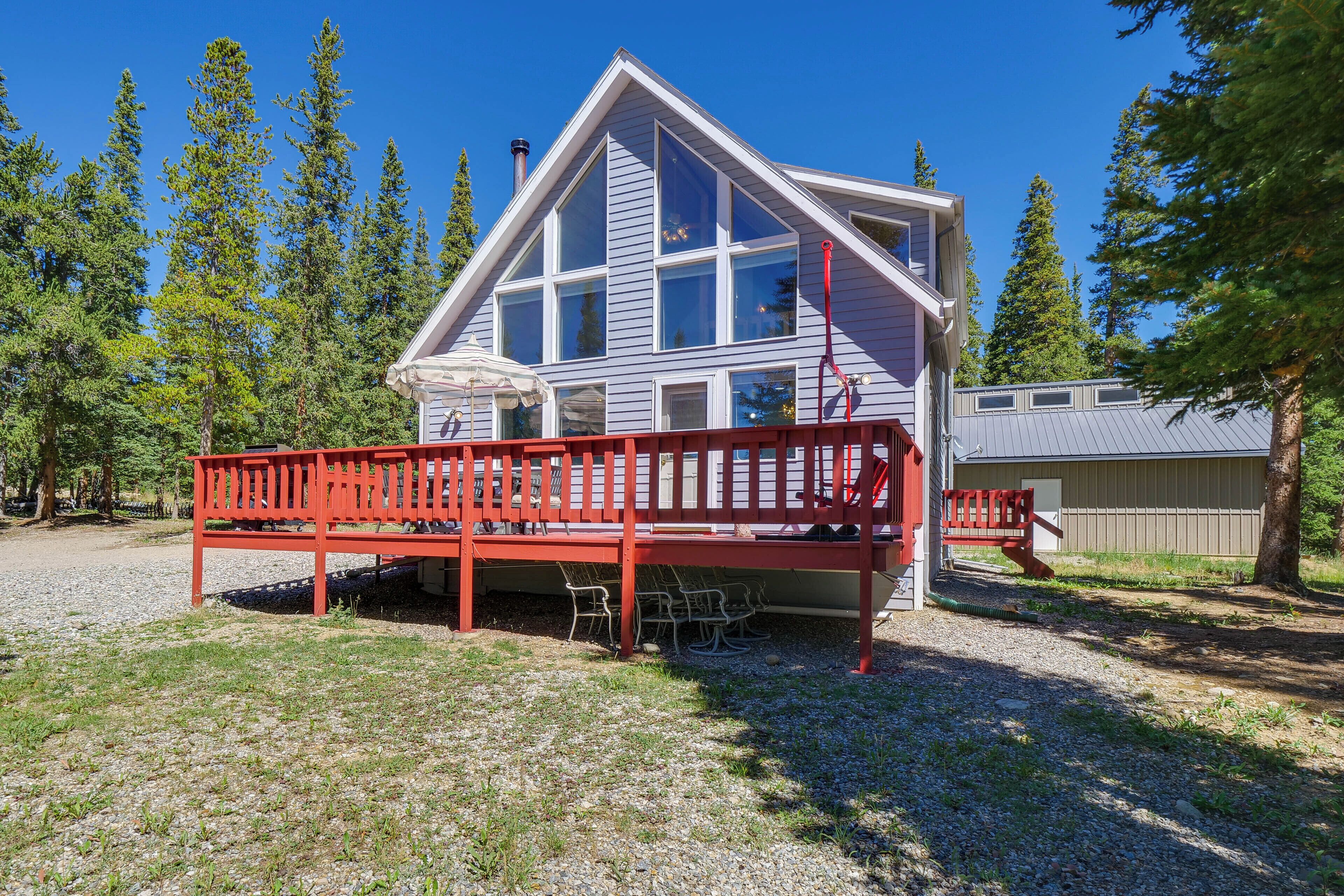 House (2 Bedrooms) | Depan hartanah