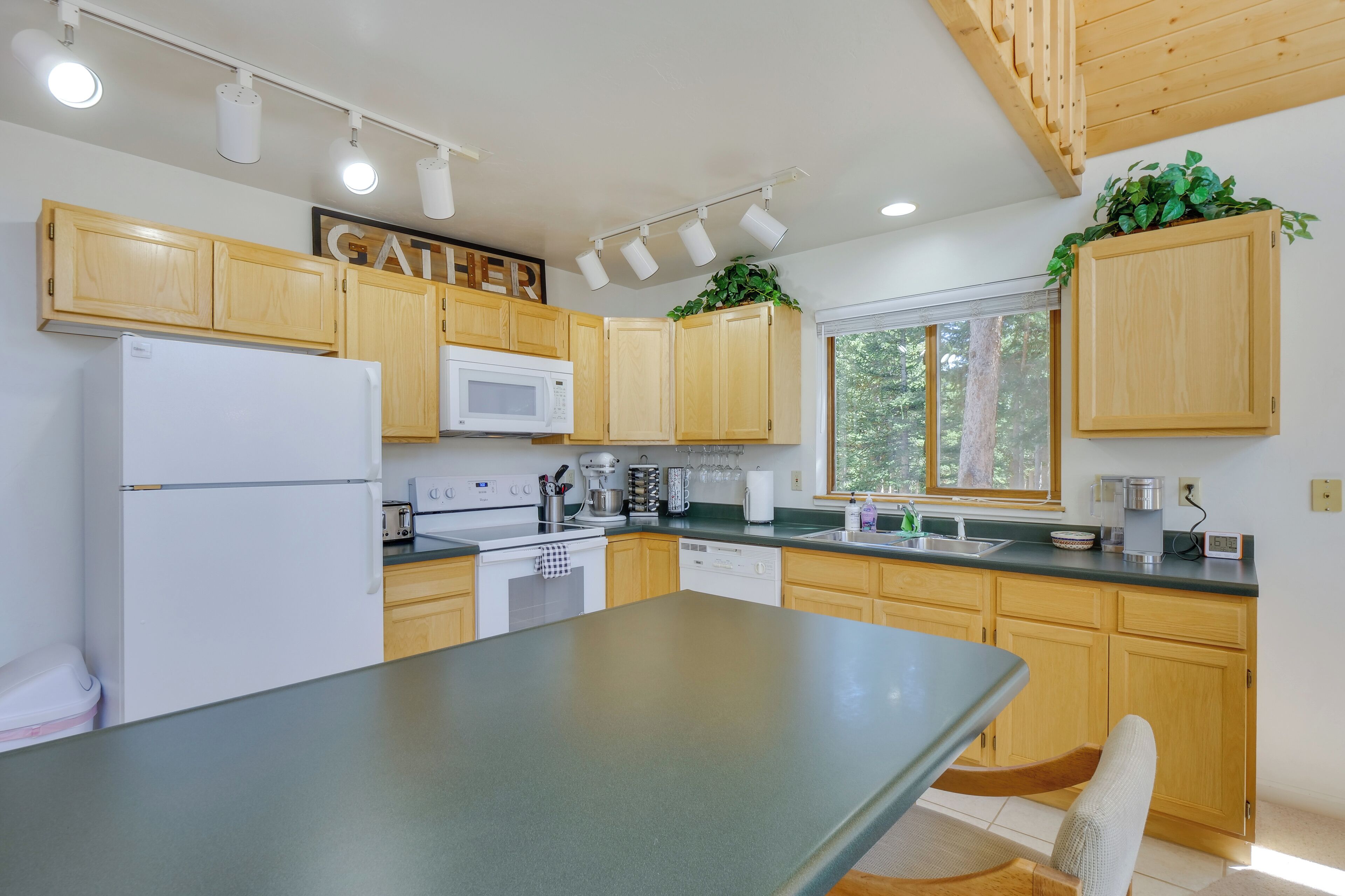 House (2 Bedrooms) | Bahagian dalam