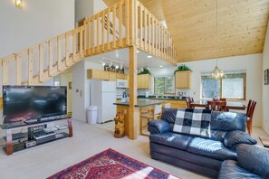 House (2 Bedrooms) | Interior - 21str-00041 Fairplay Escape w/ Mt Sherman Views (Fairplay)