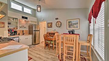 House (1 Bedroom) | Interior