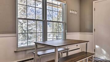 Apartment (1 Bedroom) | Bahagian dalam