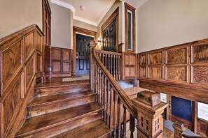 Interior - Unique Kansas City Apt: Walk to KC Streetcar Stop! (Kansas City)