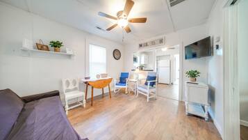 Cottage (3 Bedrooms) | Interior