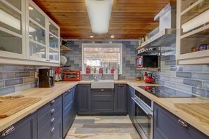 House (2 Bedrooms) | Interior - Remodeled Lake Cabin, Stunning Mtn View, New Patio (Twin Lakes)