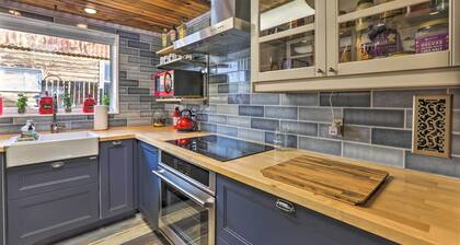 Lake Cabin w/ King Bed, Foodie Kitchen, & Views