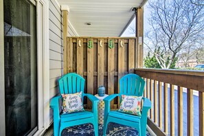 Interior - Stroll to Shore: Condo w/ Pool in Ocean City! (Ocean City)