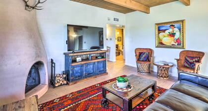 Traditional-style Adobe Casita - Walk to Dtwn