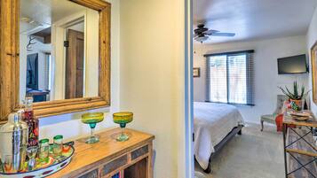 Apartment (1 Bedroom) | Interior