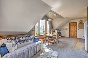 Interior - Fraser Couple's Hideaway w/ Indian Peaks View (Fraser)
