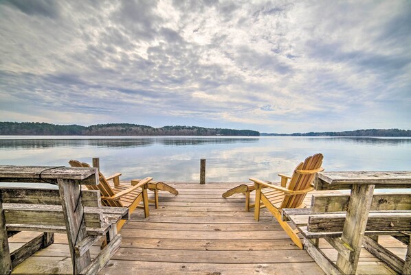 House (4 Bedrooms) | Interior - Authentic Retreat w/ Private Dock on Coosa River! (Shelby)