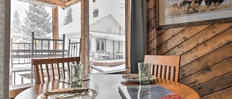 House (2 Bedrooms) | Bahagian dalam