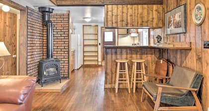 Cozy Log Cabin Escape In the Heart of Creede!