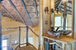 House (1 Bedroom) | Interior