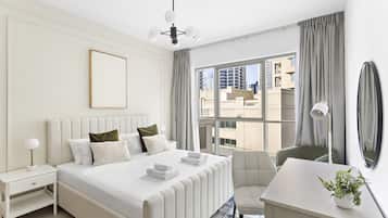 Family Apartment (BLVD Central T2 509) | Egyptian cotton sheets, premium bedding, memory-foam beds, in-room safe