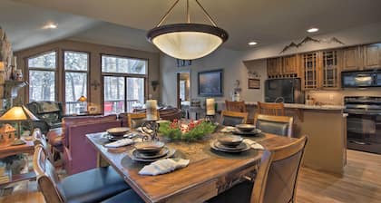Spacious Estes Park Home on Big Thompson River!