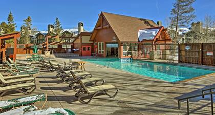 Ski-in Retreat w/ Pool Access: 2 Blocks to Main St