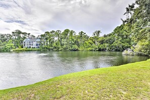 Apartment (2 Bedrooms) | Interior - Walk to Pool & Beach: Hilton Head Island Condo! (Hilton Head Island)