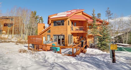 10 Mi to Keystone Resort: Cabin w/ Private Hot Tub