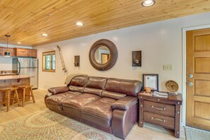 Apartment (0 Bedroom) | Interior - Cozy Streamside Studio - 2 Mi to Taos Ski Resort! (Taos Ski Valley)