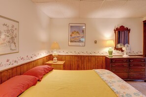 Apartment (1 Bedroom) | Interior